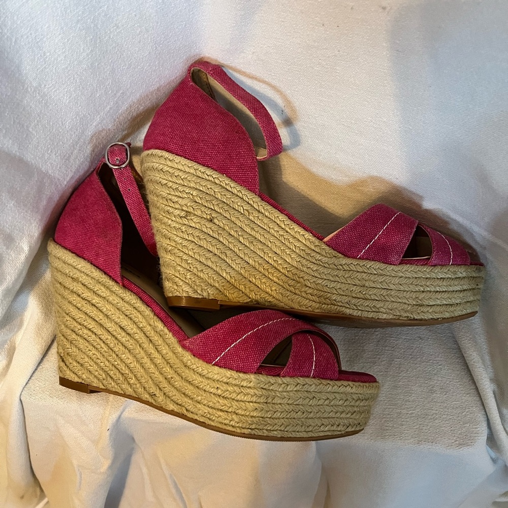 Arizona’s jean Co wedged Magenta size 9 - Picture 4 of 4